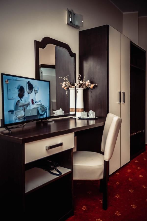 Отель Hotel New Derby Констанца
