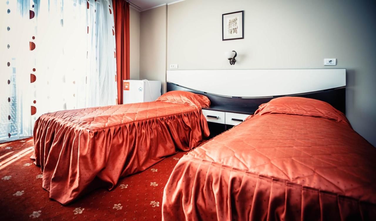 Отель Hotel New Derby Констанца