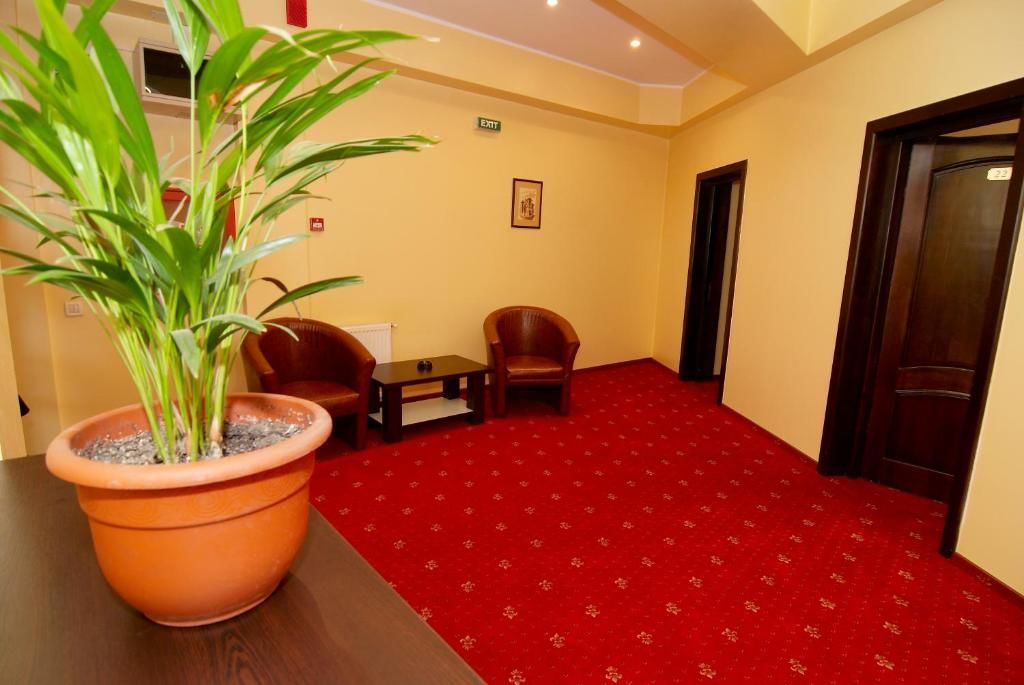 Отель Hotel New Derby Констанца