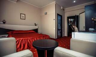 Отель Hotel New Derby Констанца Двухместный номер с 1 кроватью или 2 отдельными кроватями-1